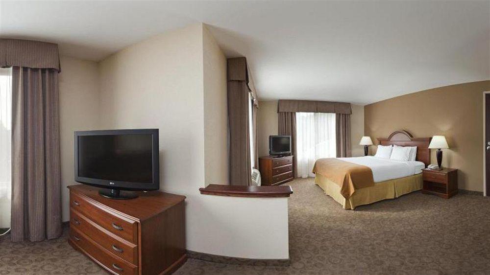 Comfort Inn & Suites ブレバード エクステリア 写真
